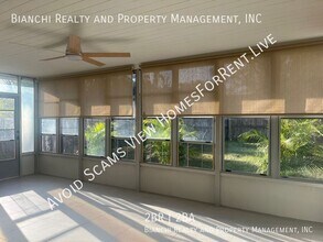 2396 OrangePointe Ave in Palm Harbor, FL - Building Photo - Building Photo