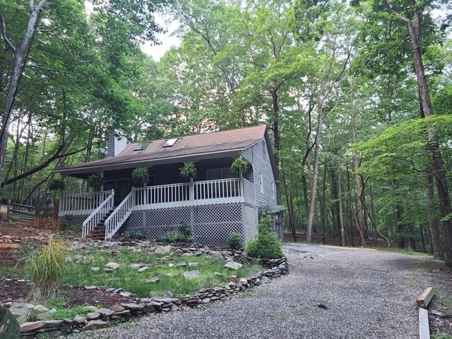 property at 120 Rocky Stream Ct