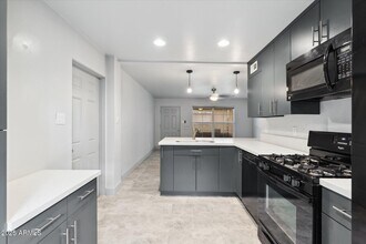 3641 N 15th Ave in Phoenix, AZ - Building Photo - Building Photo