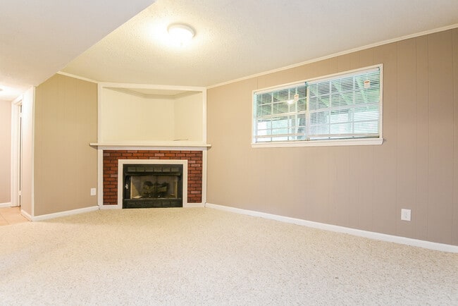 2569 Gaylon St in Birmingham, AL - Building Photo - Building Photo