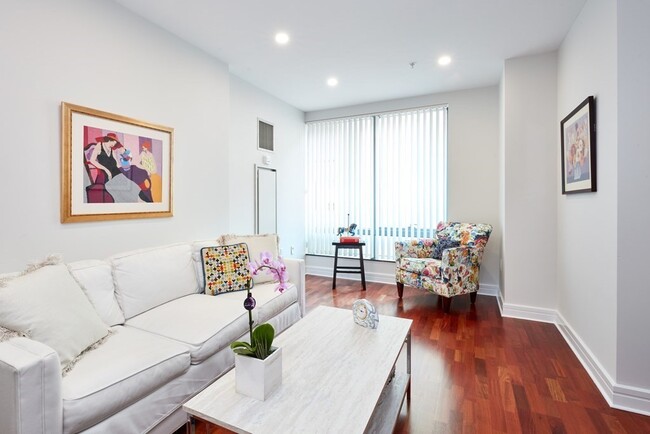 3 Avery St, Unit 9