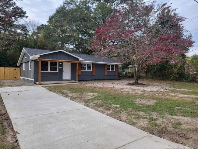 property at 3202 Periwinkle Dr
