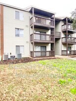 161 Haverford Ct in Hampton, VA - Building Photo