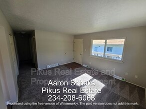 3647 Albrecht Ave in Akron, OH - Building Photo - Building Photo