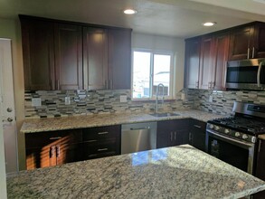2110-2120 Garland St in Lakewood, CO - Foto de edificio - Building Photo