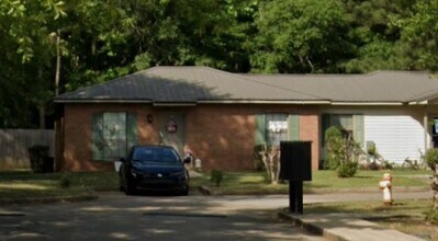 206 Edgewood Dr in Fort Deposit, AL - Building Photo - Building Photo
