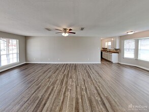 620 Wallace Dr in Crowley, TX - Building Photo - Building Photo