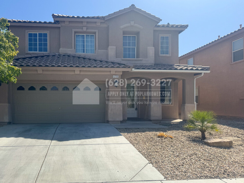 6725 Yellowhammer Pl in North Las Vegas, NV - Building Photo