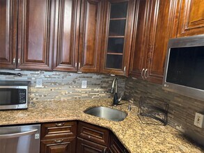 61-55-61-98 98th St in Queens, NY - Building Photo - Building Photo