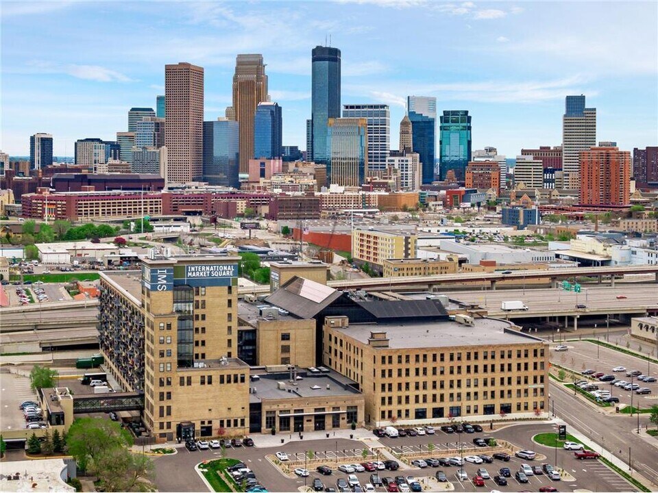 290 Market St in Minneapolis, MN - Building Photo