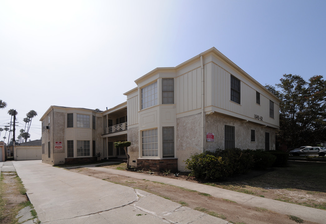 1642 Crenshaw Blvd in Los Angeles, CA - Building Photo