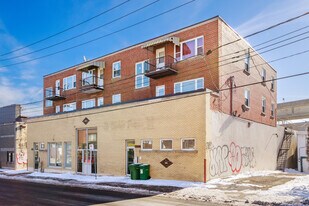 424 Saint-Jacques St in Lachine, QC - Building Photo