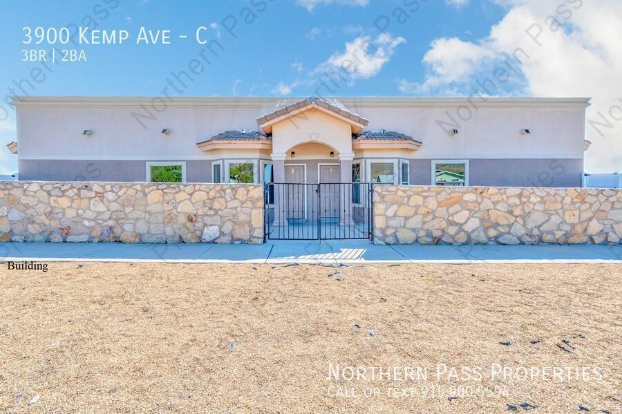 3900 Kemp Ave in El Paso, TX - Building Photo