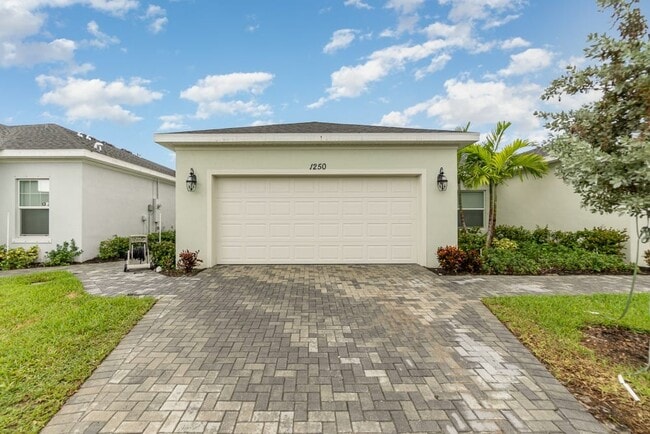 1256 Preston Ests Cir