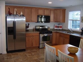5 Bufton Farm Rd in Clinton, MA - Building Photo - Building Photo