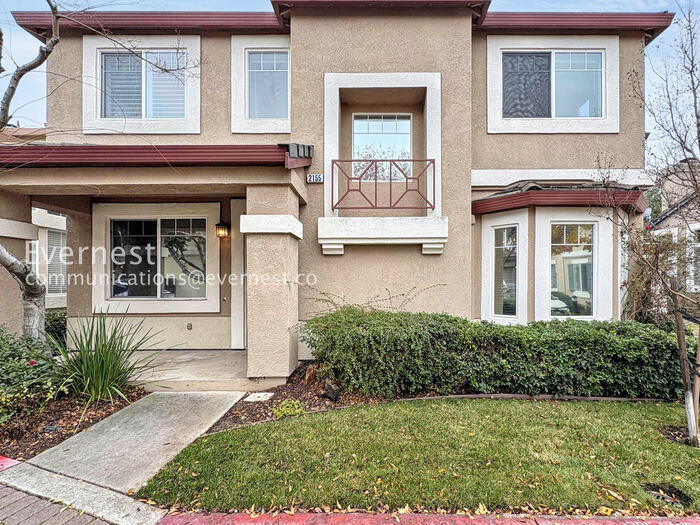 2155 Fernbrook Common in Livermore, CA - Building Photo