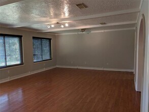 5519 Birchgate Dr in Spring, TX - Building Photo - Building Photo
