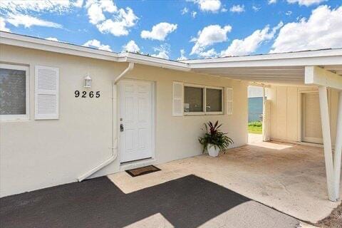 property at 9265 Bloomfield Dr