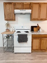625 S 9th St in Chickasha, OK - Building Photo - Building Photo