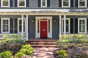 3003 W Villa Rosa Park in Tampa, FL - Building Photo