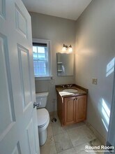 261 W 2nd St in Boston, MA - Foto de edificio - Building Photo