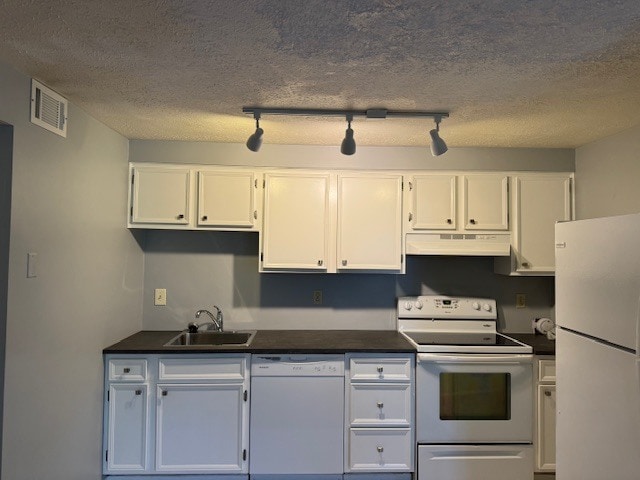 property at 27512 Evergreen Run