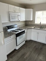 830 California Ave in Simi Valley, CA - Building Photo