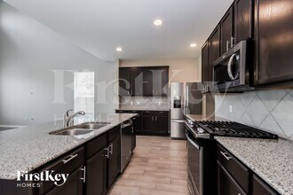 3013 Tulip Poplar Ct in Conroe, TX - Building Photo - Building Photo