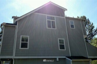 11574 SE 170th Ct in Renton, WA - Building Photo - Building Photo