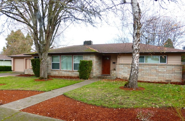 property at 425 High St N