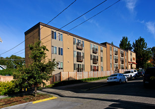 Callisto in Seattle, WA - Building Photo - Building Photo