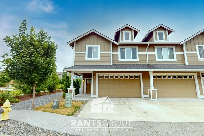 property at 6913 Delaney Ln NE