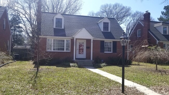 property at 1921 Wilmington Ave