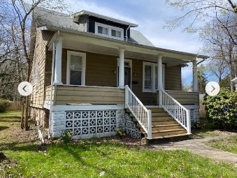 property at 3004 Ferndale Ave