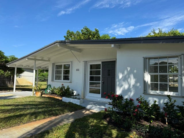 1611 NE 46th St in Pompano Beach, FL - Building Photo - Building Photo