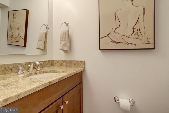 18 S Montana St in Arlington, VA - Building Photo - Building Photo