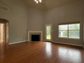 302 Rosedale Blvd in Georgetown, TX - Building Photo - Building Photo