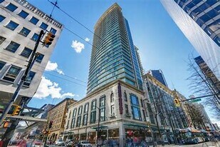 610 Granville St in Vancouver, BC - Building Photo
