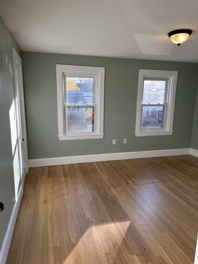 94 Bolivar St in Canton, MA - Building Photo - Building Photo