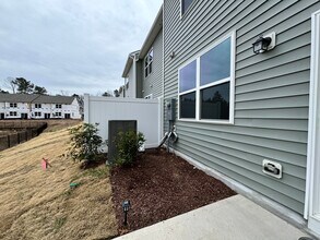Room in Townhome on Primo Dr in Durham, NC - Building Photo - Building Photo