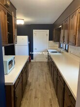 93 Hillside Rd, Unit 2T in Watertown, MA - Foto de edificio - Building Photo
