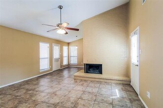 934 Sanders Dr in Duncanville, TX - Building Photo - Building Photo