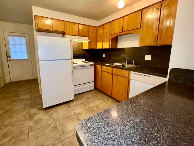 property at 3906 Gus Dr