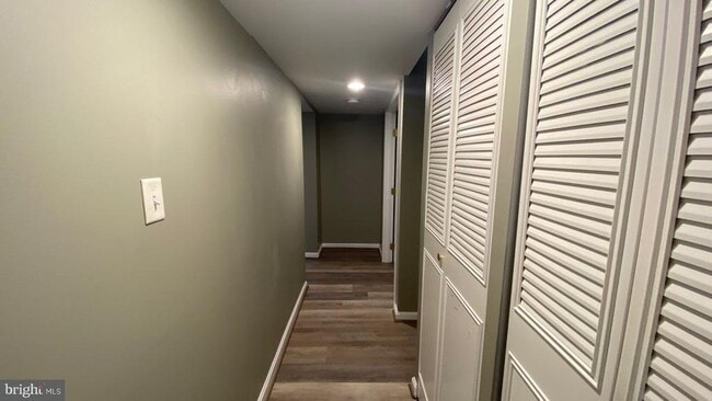 1524 Marlborough Ct in Crofton, MD - Building Photo - Building Photo