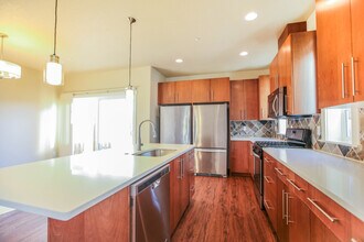 900 SW Grove St in Corvallis, OR - Building Photo - Building Photo