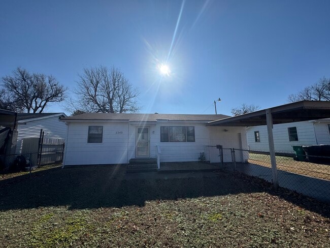 3340 SW 23rd St in Oklahoma City, OK - Foto de edificio - Building Photo