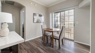 3201 Duval Rd, Unit 313 in Austin, TX - Building Photo - Building Photo