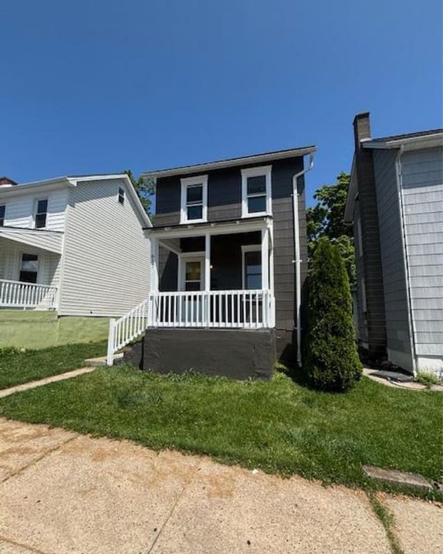 property at 617 E Chestnut St