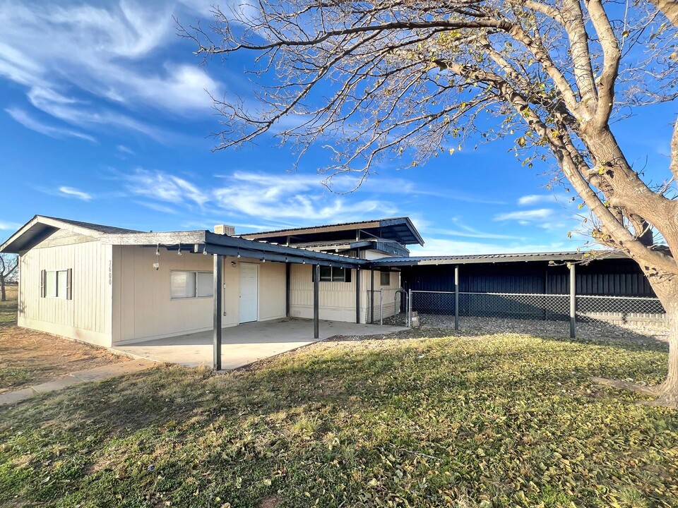 7600 N Judy Ln in Hobbs, NM - Building Photo