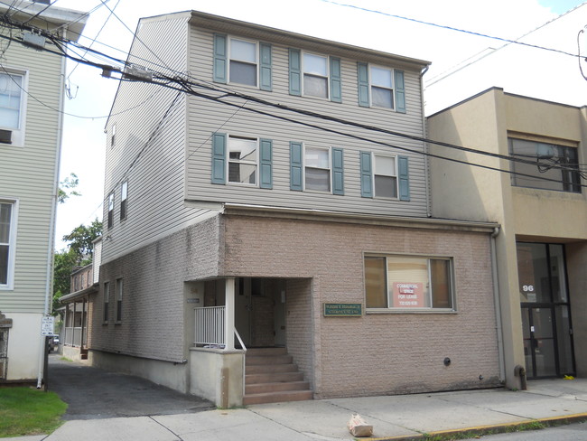 94 Bayard St in New Brunswick, NJ - Foto de edificio - Building Photo